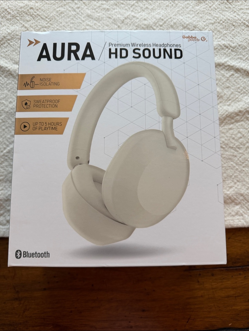 Aura Wireless Headphones in Cream